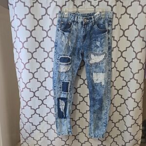Distressed Blue Jeans with Patchwork
